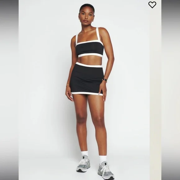 Reformation Adelina ecomoves set medium - Picture 1 of 4